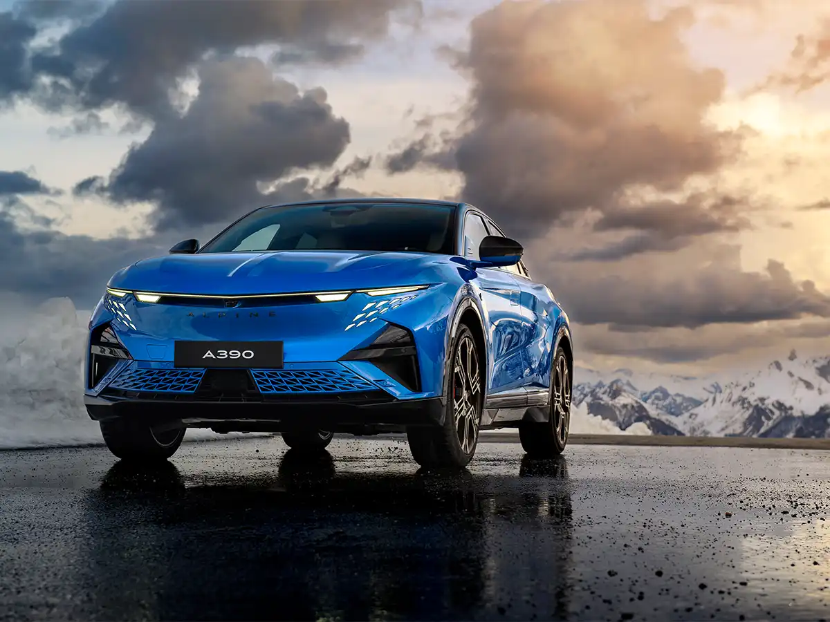Alpine A390